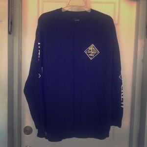 Salty crew long sleeve shirt